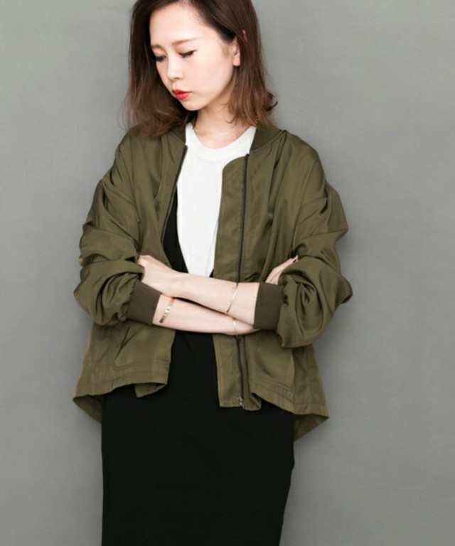 KBF BACKフレアーブルゾン