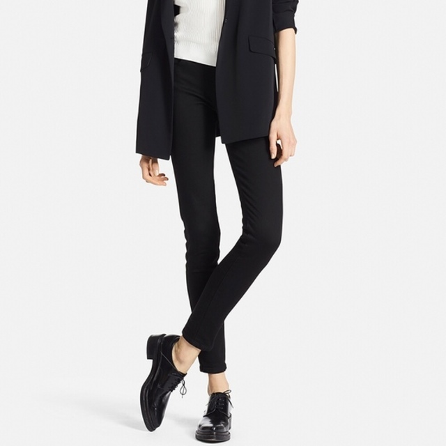 UNIQLO ウルトラストレッチジーンズ