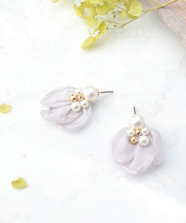 Ane Mone / パール&小粒ビジューのフラワーピアス