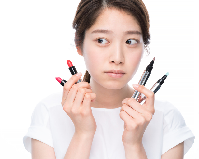 Make-Up:Miyako Okamoto(SHISEIDO)