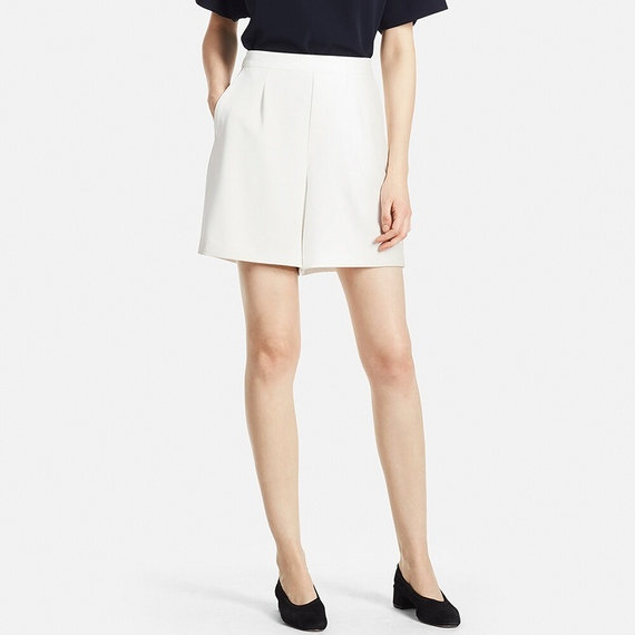 UNIQLO ハイライズドレープショートパンツ