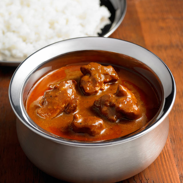 素材を生かしたカレー スパイシーチキン 180g(1人前)