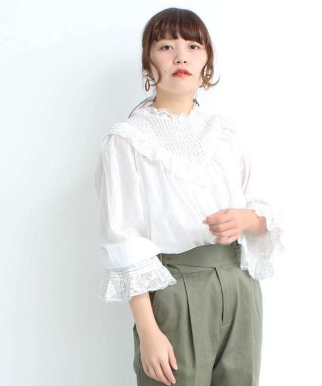 80ローンレース×ピンタック レース衿長袖ブラウス