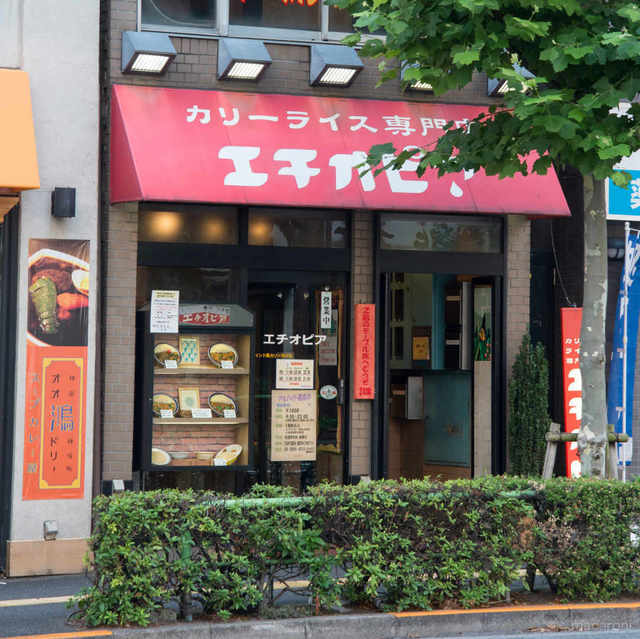 Photo by johnny
