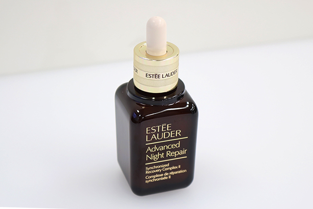 30mL 税込10,260円 50mL 税込14,580円