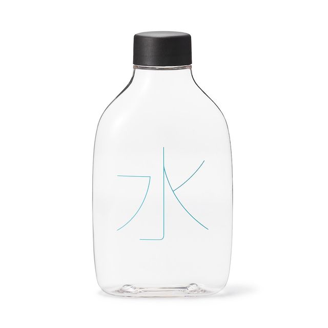 自分で詰める水のボトル 容量 330ml