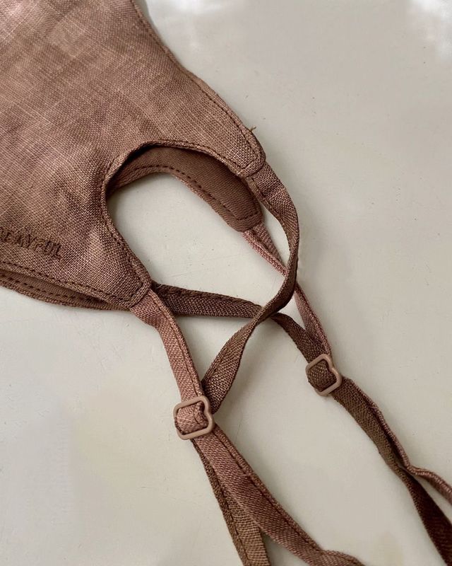 Dyed Linen Mask