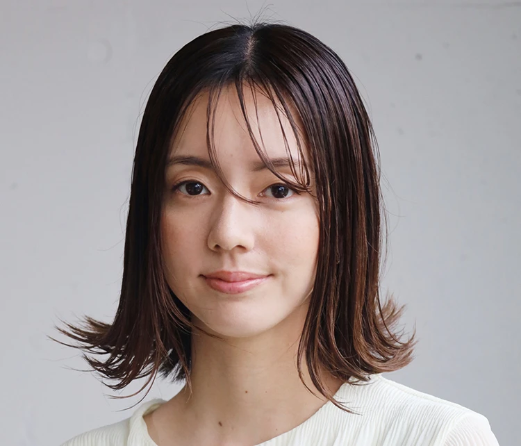 つや感ボブ 正面