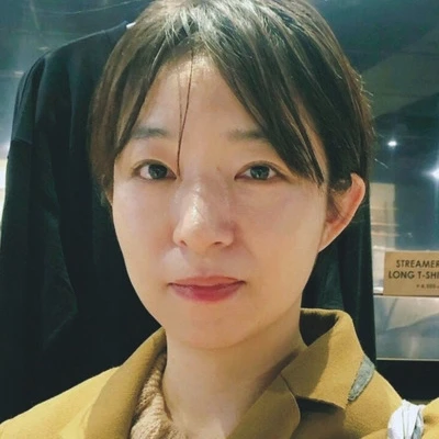 真島絵麻里