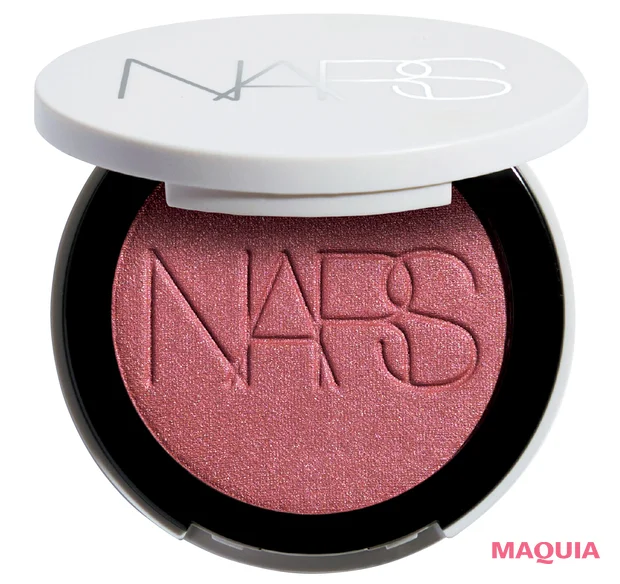 神崎 恵さんのMYベストコスメ2026 NARS ライトリフレクティング ルミナイジングブラッシュ 04857