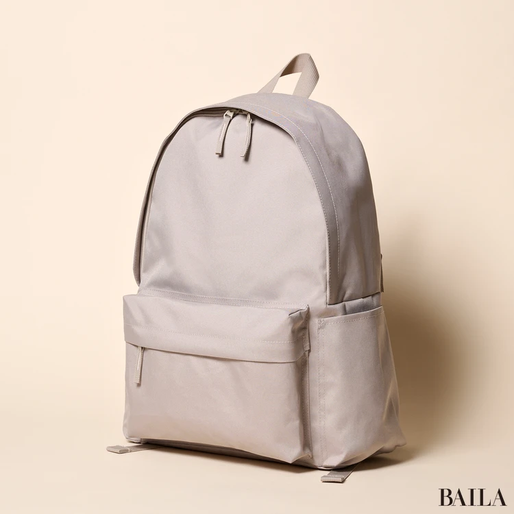 無印良品　肩の負担を軽くする　撥水リュックサック　￥3990