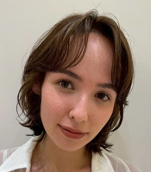 ヘアカタログ ショート ショートヘア 前髪あり 正面 40代 髪型