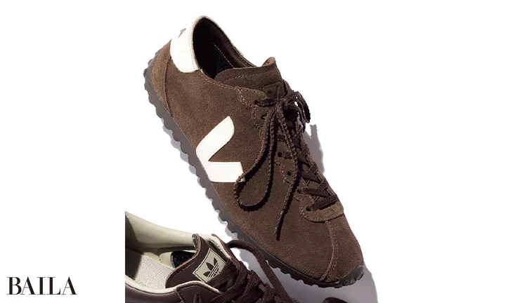 「CATEYESN W SUEDE」￥29150／セイヤナカムラツーポイントツーフォー（ヴェジャ）