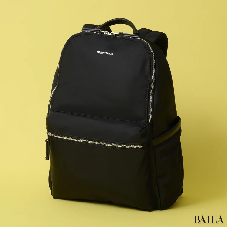 ドレステリア　サスペンションマルチポケットリュック　￥29700